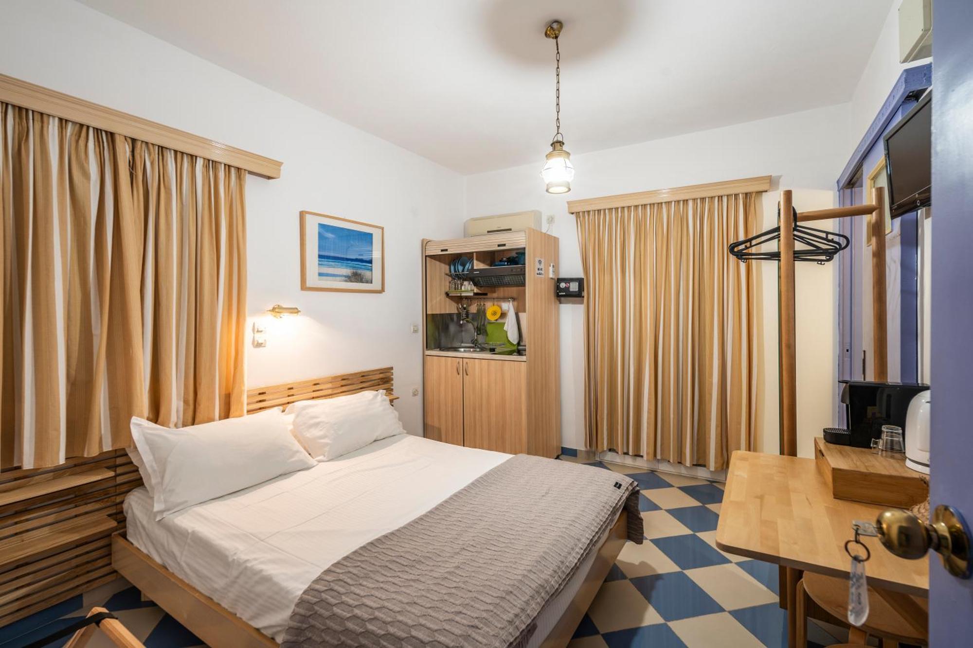 Bofor Studios & Rooms Livadakia Bilik gambar