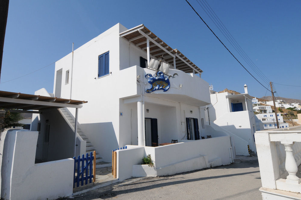 Bofor Studios & Rooms Livadakia Luaran gambar